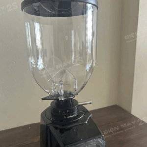 may-xay-ca-phe-crm-022-pro-su-dung-dong-co-cong-suat-250W